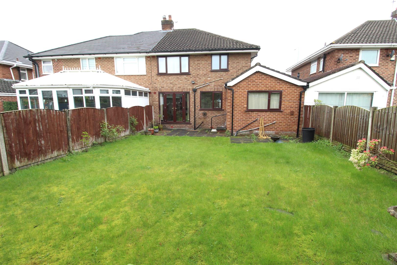 Property Details Estate Agents, Aintree, Liverpool Grosvenor